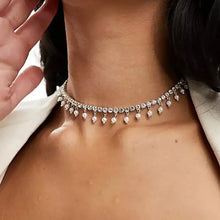 Load image into Gallery viewer, Rhinestone Pearl Necklace
